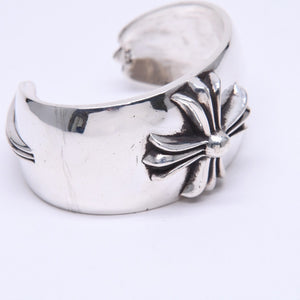 極美品 CHROME HEARTS クロムハーツ BANGLE WIDE CUFF CH PLUS CHプラス ワイドカフ バングル 重量約138.98g シルバー925 中古 4a007130