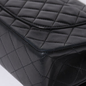 Very Good Condition CHANEL Chanel Matelasse 25 W Flap W Chain Shoulder Bag A2800 2nd Series Coco Mark Lambskin Black Used 4a000715