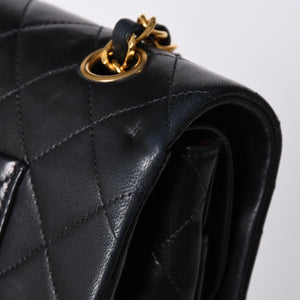 Very Good Condition CHANEL Chanel Matelasse 25 W Flap W Chain Shoulder Bag A2800 2nd Series Coco Mark Lambskin Black Used 4a000715