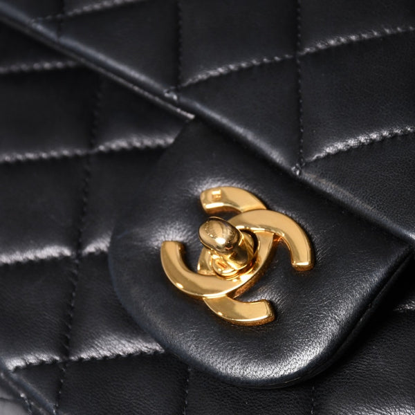 Very Good Condition CHANEL Chanel Matelasse 25 W Flap W Chain Shoulder Bag A2800 2nd Series Coco Mark Lambskin Black Used 4a000715