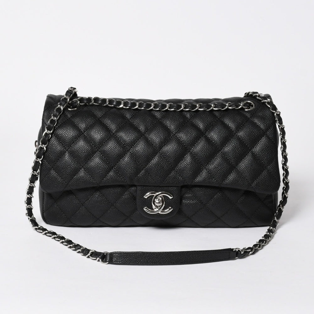 新品同様 CHANEL シャネル デカマトラッセ30 Wチェーンショルダーバッグ 18番台 ココマーク キャビアスキン ブラック シルバー金具 中古 4a007160