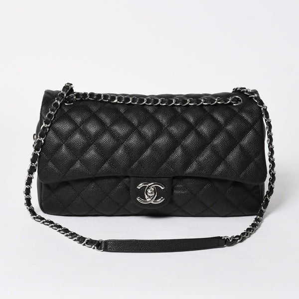 新品同様 CHANEL シャネル デカマトラッセ30 Wチェーンショルダーバッグ 18番台 ココマーク キャビアスキン ブラック シルバー金具 中古 4a007160