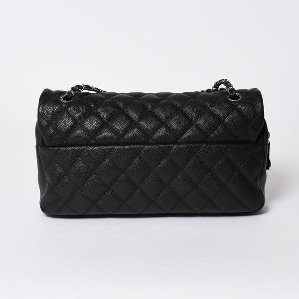 新品同様 CHANEL シャネル デカマトラッセ30 Wチェーンショルダーバッグ 18番台 ココマーク キャビアスキン ブラック シルバー金具 中古 4a007160
