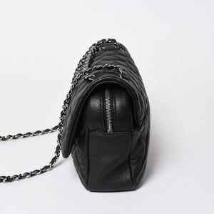 新品同様 CHANEL シャネル デカマトラッセ30 Wチェーンショルダーバッグ 18番台 ココマーク キャビアスキン ブラック シルバー金具 中古 4a007160