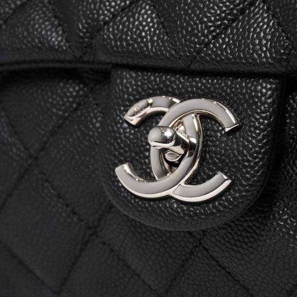 新品同様 CHANEL シャネル デカマトラッセ30 Wチェーンショルダーバッグ 18番台 ココマーク キャビアスキン ブラック シルバー金具 中古 4a007160