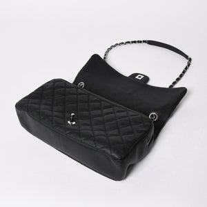 新品同様 CHANEL シャネル デカマトラッセ30 Wチェーンショルダーバッグ 18番台 ココマーク キャビアスキン ブラック シルバー金具 中古 4a007160