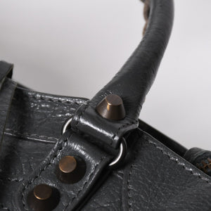 極美品 BALENCIAGA バレンシアガ クラシック ミニ シティ 2WAYバッグ 300295 レザー グレー アンティークゴールド金具 中古 4a007163
