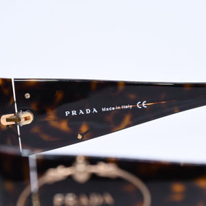 極美品 PRADA プラダ サングラス アイウェア SPR 10H 2AU 2P1 サイズ57□14 135 プラスチック 中古 4a007177