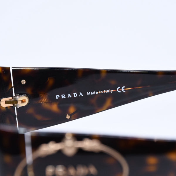 極美品 PRADA プラダ サングラス アイウェア SPR 10H 2AU 2P1 サイズ57□14 135 プラスチック 中古 4a007177