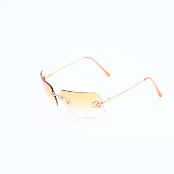 極美品 CHANEL シャネル リムレス サングラス アイウェア 4017-D c.125/56 サイズ62□17 120 ココマーク ラインストーン オレンジ 中古 4a007107