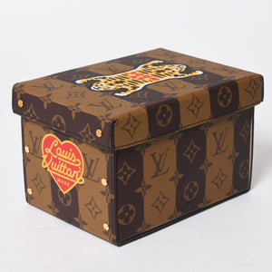 LOUIS VUITTON ルイヴィトン カードボックス GI0718 NIGO ニゴー タイガー モノグラムキャンバス ブラウン ゴールド金具 限定 良品 中古 4a007193
