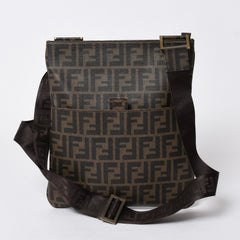 極美品 FENDI フェンディ ショルダーバッグ ズッカ柄 FFロゴ ブラウン ブラック ゴールド金具 7VA207-UZD 中古 4a006499