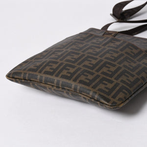 極美品 FENDI フェンディ ショルダーバッグ ズッカ柄 FFロゴ ブラウン ブラック ゴールド金具 7VA207-UZD 中古 4a006499
