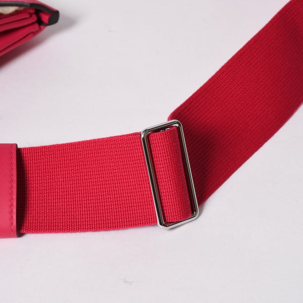 新品未使用 HERMES エルメス ケリー アッカド PM ショルダーバッグ ピンク トゴ K刻印 2025年製 シルバー金具 中古 4a007224