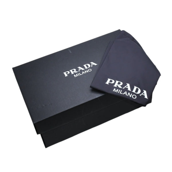 新品未使用 PRADA プラダ MONTECARLO RE-EDITION モンテカルロ リエディション スニーカー 4E1165 サイズ7 スウェード グレー 中古 4a006929