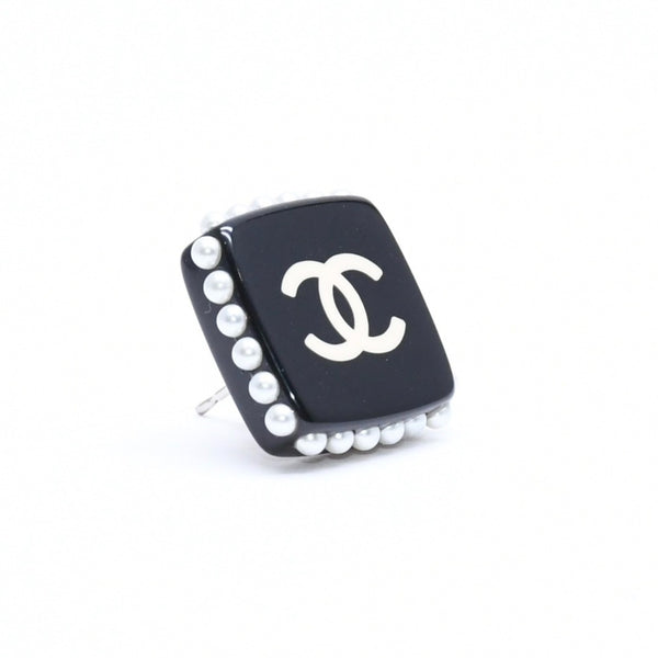 CHANEL シャネル ココマーク スクエア ピアス 重量約3.35g フェイクパール ブラック 樹脂系 両耳用 美品 中古 4a007539