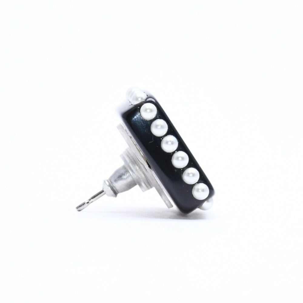 CHANEL シャネル ココマーク スクエア ピアス 重量約3.35g フェイクパール ブラック 樹脂系 両耳用 美品 中古 4a007539