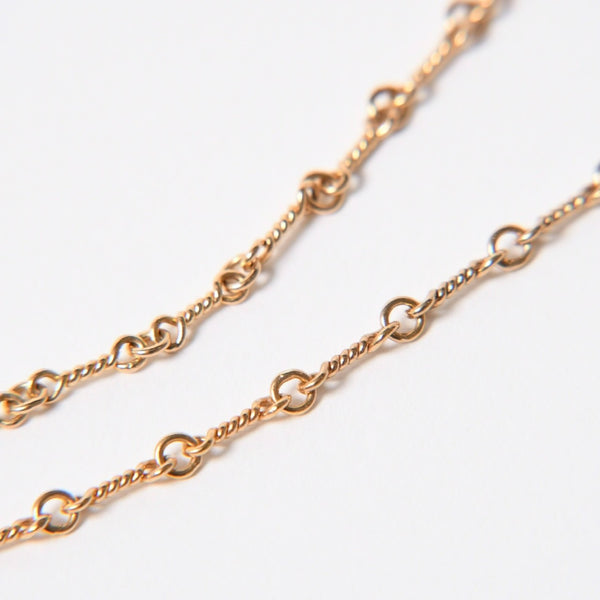極美品 CHROME HEARTS クロムハーツ 22K セーフティピン ツイストチェーンネックレス 重量11.72g 20インチ ダイヤモンド ゴールド 中古 4a007265