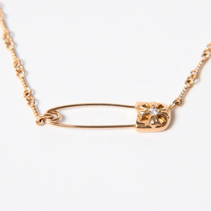 極美品 CHROME HEARTS クロムハーツ 22K セーフティピン ツイストチェーンネックレス 重量11.72g 20インチ ダイヤモンド ゴールド 中古 4a007265