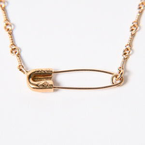 極美品 CHROME HEARTS クロムハーツ 22K セーフティピン ツイストチェーンネックレス 重量11.72g 20インチ ダイヤモンド ゴールド 中古 4a007265
