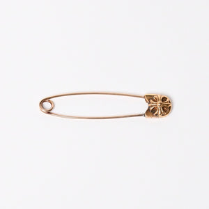 極美品 CHROME HEARTS クロムハーツ セーフティピン ラージ 22K ペンダントトップ チャーム 重量約6.9g 中古 4a007329