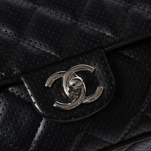 極美品 CHANEL シャネル マトラッセ25 Wチェーンワンショルダーバッグ A90211 19番台 ココマーク ラムスキン パンチングレザー 中古 4a007185