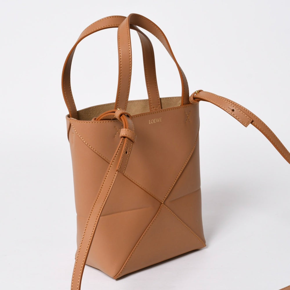 新品同様 LOEWE ロエベ パズルフォルドトート ミニ ハンドバッグ シャイニーカーフ キャメル ゴールド金具 中古 4a008861