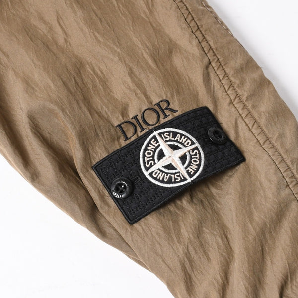 極美品 Dior ディオール × STONE ISLAND ストーンアイランド ボンバージャケット 493C401A6263 サイズ54 ブラウン 中古 4a007456
