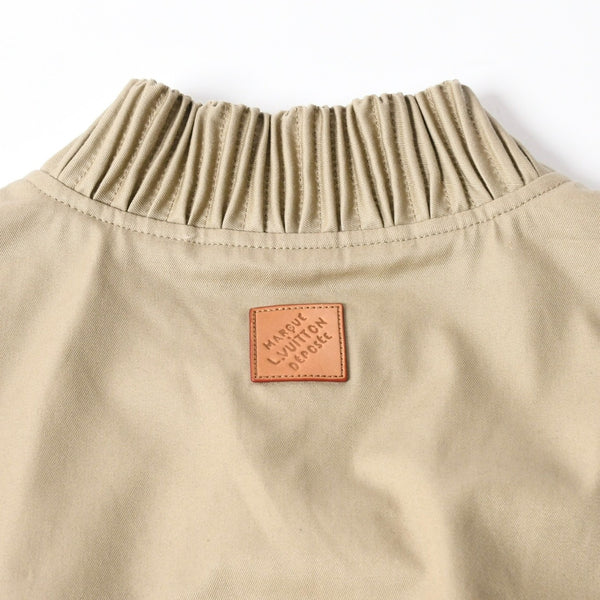 新品未使用 LOUIS VUITTON ルイヴィトン 24AW エンブロイダード ボンバージャケット RM242MQ RM6 HRB40E サイズ46 ベージュ 中古 4a007239