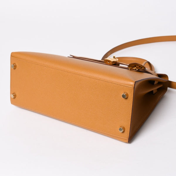 新品同様品 HERMES エルメス KELLY 28 ケリー 28 2WAYバッグ セサミ ヴォーエプソン B刻印 外縫い 2023年製 ゴールド金具 中古 4a007492