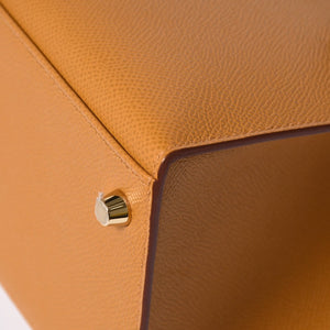 新品同様品 HERMES エルメス KELLY 28 ケリー 28 2WAYバッグ セサミ ヴォーエプソン B刻印 外縫い 2023年製 ゴールド金具 中古 4a007492