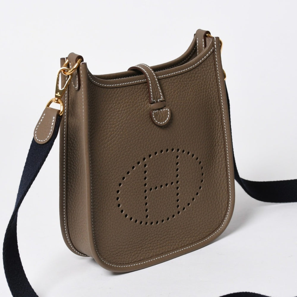 新品同様 HERMES エルメス エヴリンTPM ショルダーバッグ K刻印 トリヨンクレマンス エトゥープ ゴールド金具 中古 4a007150