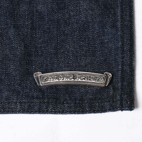 新品同様 CHROME HEARTS クロムハーツ CEMETERY CROSS APRON デニムエプロン セメタリークロスパッチ 8パッチ CHプラス 中古 4a007505