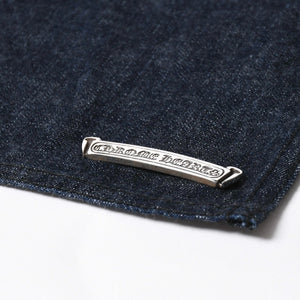 新品同様 CHROME HEARTS クロムハーツ CEMETERY CROSS APRON デニムエプロン セメタリークロスパッチ 8パッチ CHプラス 中古 4a007505