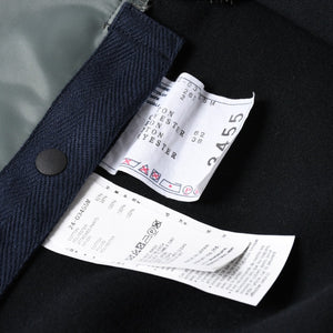 極美品 sacai サカイ ナイロンツイル × スポンジスウェット フーディ 24-03455M サイズ2 ネイビー カーキ 中古 4a007480