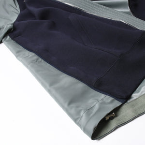 極美品 sacai サカイ ナイロンツイル × スポンジスウェット フーディ 24-03455M サイズ2 ネイビー カーキ 中古 4a007480