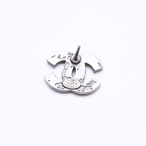 CHANEL シャネル ココマーク ピアス アクセサリー 重量約3.27g 13K刻印 ガンメタ ブラック メタル 両耳用 美品 中古 4a007540