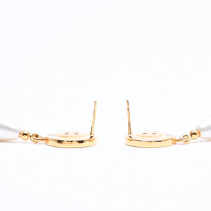 CHANEL シャネル ボタン ドロップピアス 重量約7.93g B20A刻印 GP メタル フェイクパール ゴールド 両耳用 美品 中古 4a007542