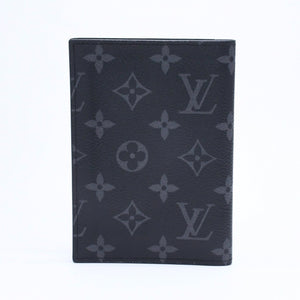 新品未使用 LOUIS VUITTON ルイヴィトン モノグラムエクリプス クーヴェルテュール パスポールMM M64501 パスポートケース ブラック 中古 4a007226