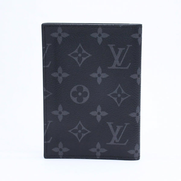 新品未使用 LOUIS VUITTON ルイヴィトン モノグラムエクリプス クーヴェルテュール パスポールMM M64501 パスポートケース ブラック 中古 4a007226