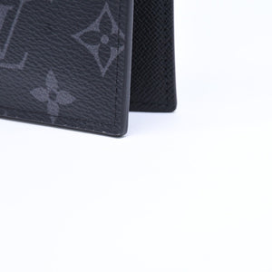 新品未使用 LOUIS VUITTON ルイヴィトン モノグラムエクリプス クーヴェルテュール パスポールMM M64501 パスポートケース ブラック 中古 4a007226