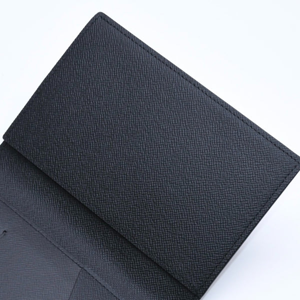 新品未使用 LOUIS VUITTON ルイヴィトン モノグラムエクリプス クーヴェルテュール パスポールMM M64501 パスポートケース ブラック 中古 4a007226