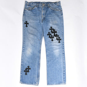 極美品 CHROME HEARTS × Levi's クロムハーツ リーバイス 517 クロスパッチ デニムパンツ インディゴブルー ブラック サイズ34 中古 4a007570