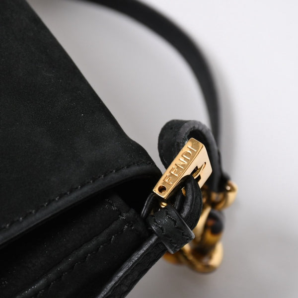 FENDI フェンディ ショルダーバッグ バッグ ミニバゲット 8BR180 ブラック ゴールド金具 美品 中古 4a006238