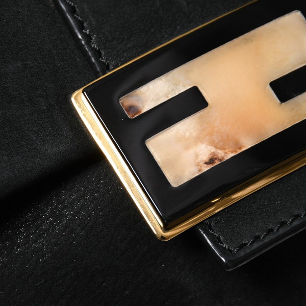 FENDI フェンディ ショルダーバッグ バッグ ミニバゲット 8BR180 ブラック ゴールド金具 美品 中古 4a006238