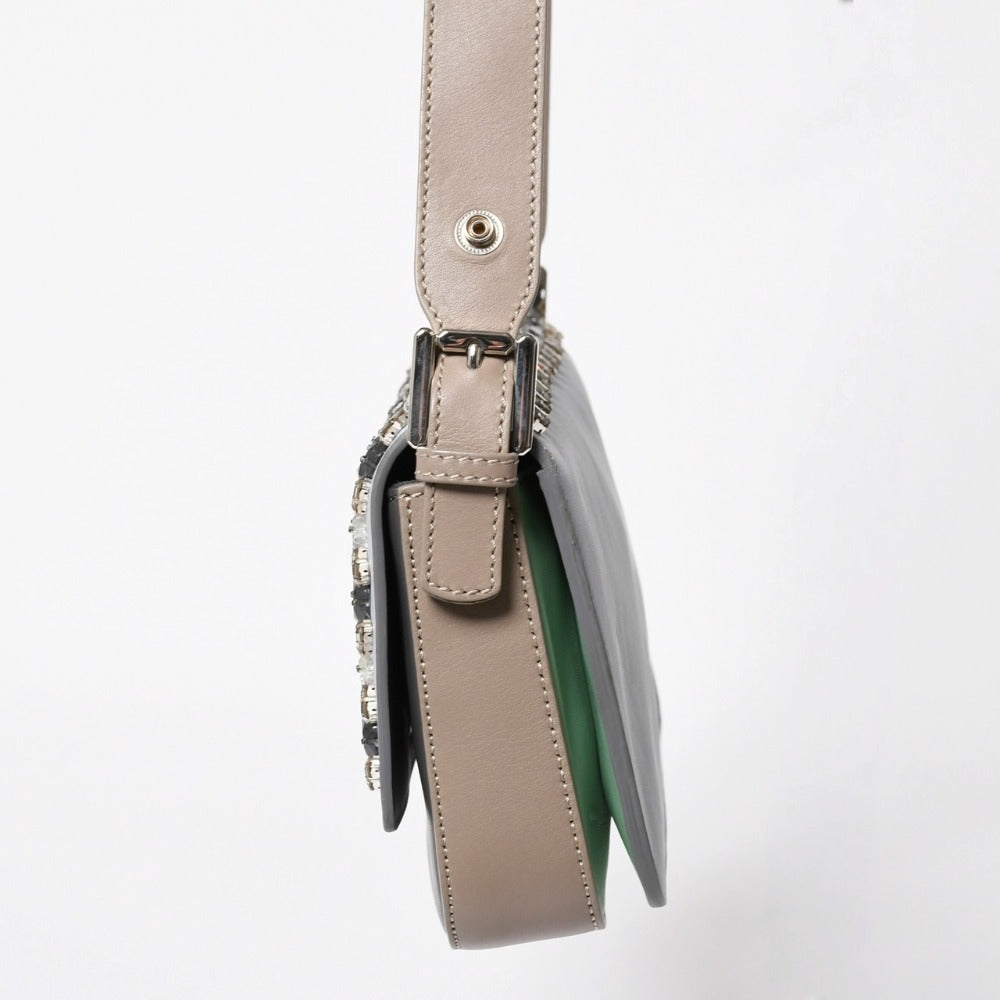 FENDI フェンディ バッグ ショルダーバッグ 3トレバケット ビジュー ラインストーン レザー 8BR720 グレー シルバー金具 美品 中古 4a006946
