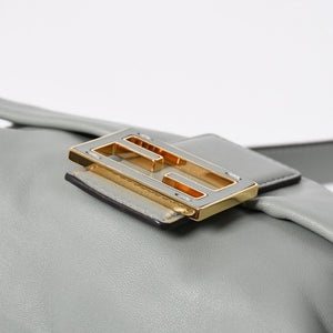 新品同様品 FENDI フェンディ マンマバケット ショルダーバッグ 2way 8BR833 FFロゴ ソフト ラムスキン マッチャグリーン ゴールド金具 中古 4a006719