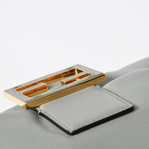 新品同様品 FENDI フェンディ マンマバケット ショルダーバッグ 2way 8BR833 FFロゴ ソフト ラムスキン マッチャグリーン ゴールド金具 中古 4a006719