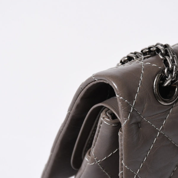 極美品 CHANEL シャネル 2.55 Wフラップ Wチェーンショルダーバッグ 14番台 ココマーク エイジドカーフスキン グレージュ 中古 4a007771