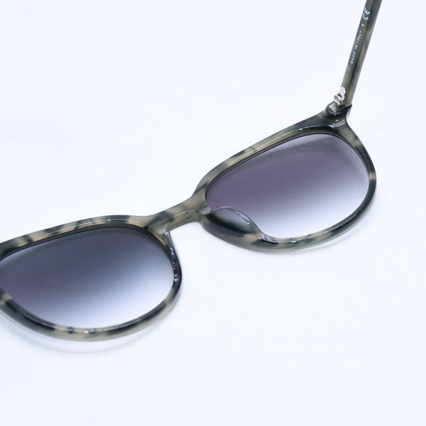 極美品 CHANEL シャネル ウェリントンシェイプ フェイクパールサングラス 5394-H-A サイズ53□19 140 c.1642/S3 グリーン マーブル調 中古 4a007959